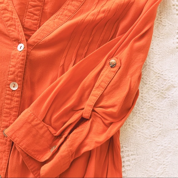 Orange mid sleeve blouse with shell buttons - Picture 2 of 6